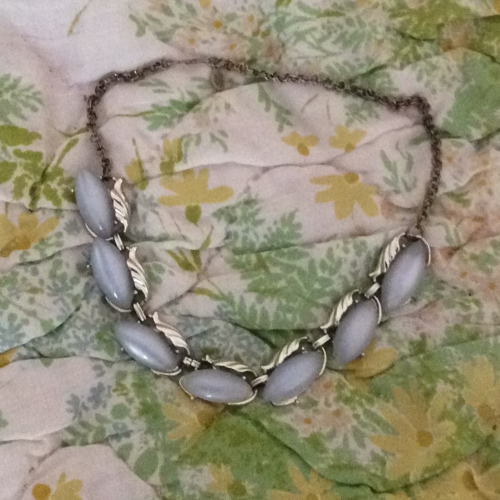 Light blue stones necklace - Picture 7 of 10